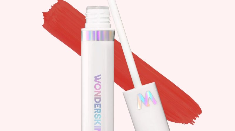 WONDERSKIN Wonder Blading Lip Stain Review and Swatch