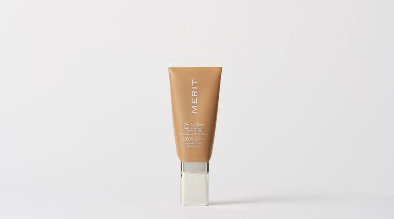 MERIT The Uniform Tinted Mineral SPF 50 Review & Swatches