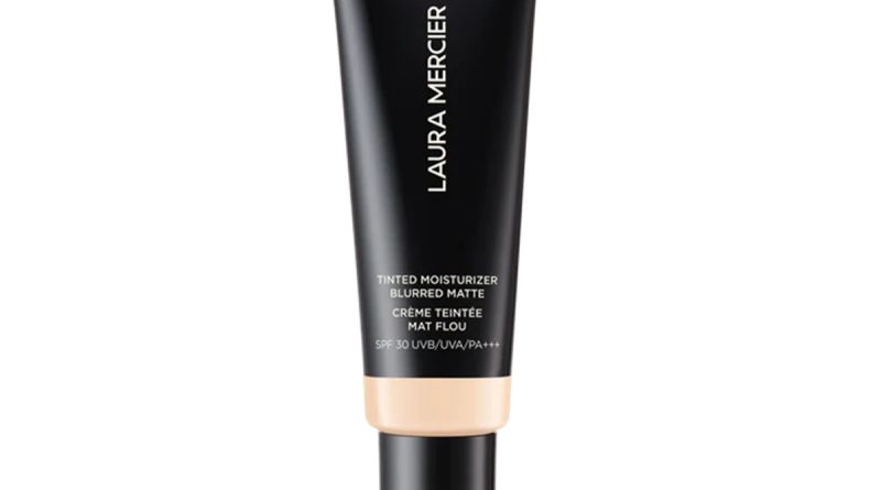 Laura Mercier Tinted Moisturiser Blurred Matte SPF 30 Review